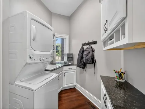 151 Palmer Circle Vernon Hills IL 60061