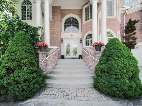 151 Palmer Circle Vernon Hills IL 60061