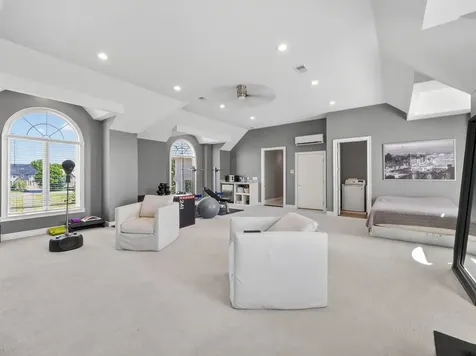 151 Palmer Circle Vernon Hills IL 60061