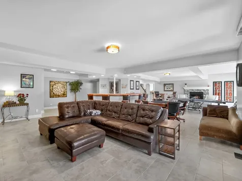 151 Palmer Circle Vernon Hills IL 60061