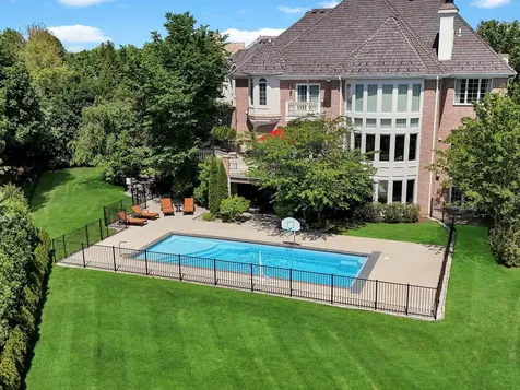 151 Palmer Circle Vernon Hills IL 60061