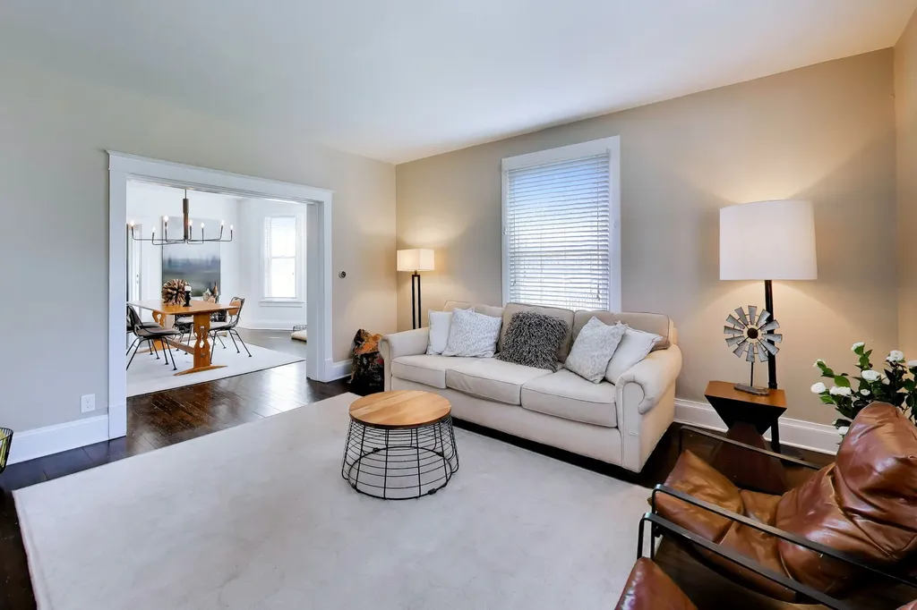 631 South Hale Street Wheaton IL 60187