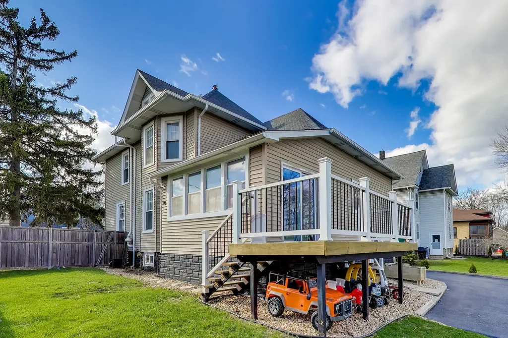 631 South Hale Street Wheaton IL 60187