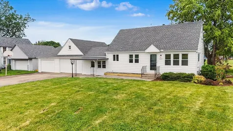 408 East South Court Street Chatsworth IL 60921