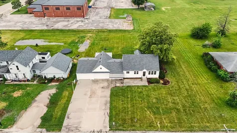 408 East South Court Street Chatsworth IL 60921