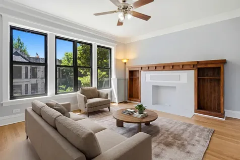 1226 East 54 Street Chicago IL 60615