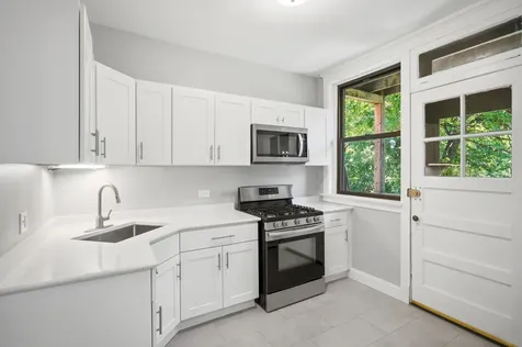 1226 East 54 Street Chicago IL 60615