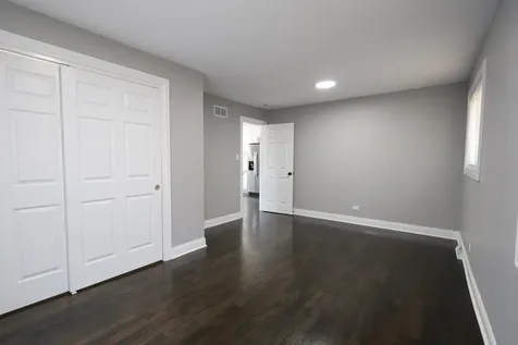 2853 140TH Place Blue Island IL 60406