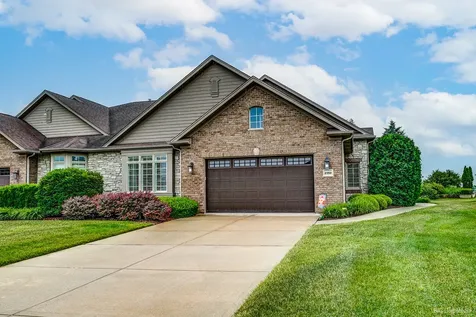 8999 Holland Harbor Circle Frankfort IL 60423