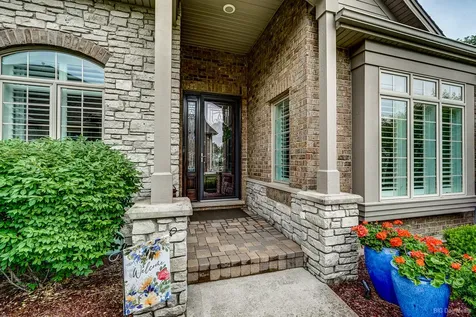 8999 Holland Harbor Circle Frankfort IL 60423
