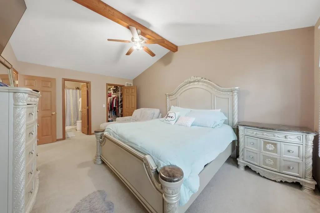 1763 Edith Lane Aurora IL 60504