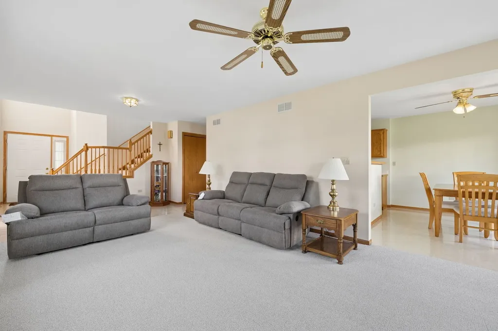 17248 Arrow Head Drive Lockport IL 60441