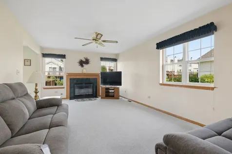 17248 Arrow Head Drive Lockport IL 60441
