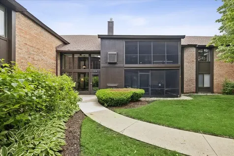720 Saint Andrews Lane Crystal Lake IL 60014