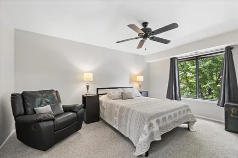720 Saint Andrews Lane Crystal Lake IL 60014