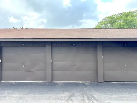 720 Saint Andrews Lane Crystal Lake IL 60014
