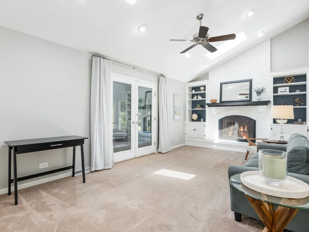 1621 Kenyon Drive Naperville IL 60565