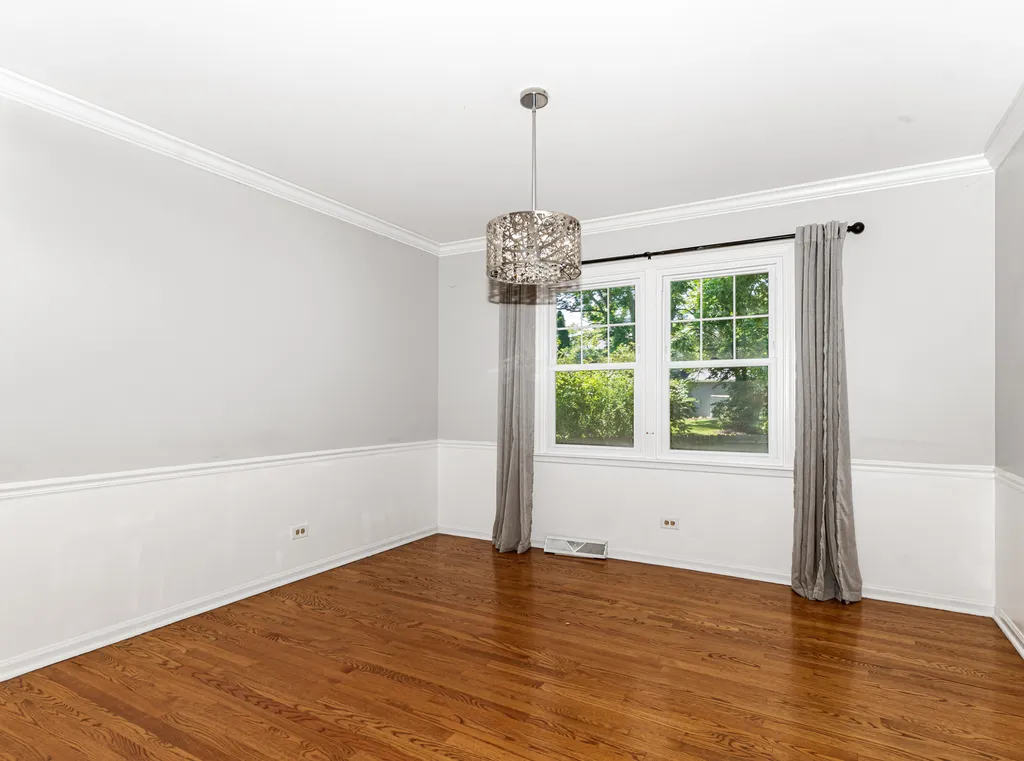 1621 Kenyon Drive Naperville IL 60565