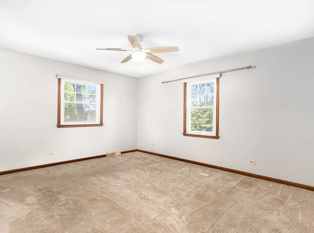 1621 Kenyon Drive Naperville IL 60565