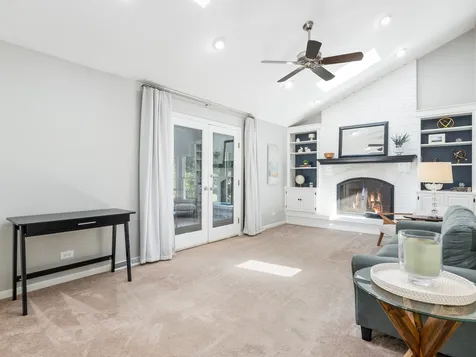 1621 Kenyon Drive Naperville IL 60565