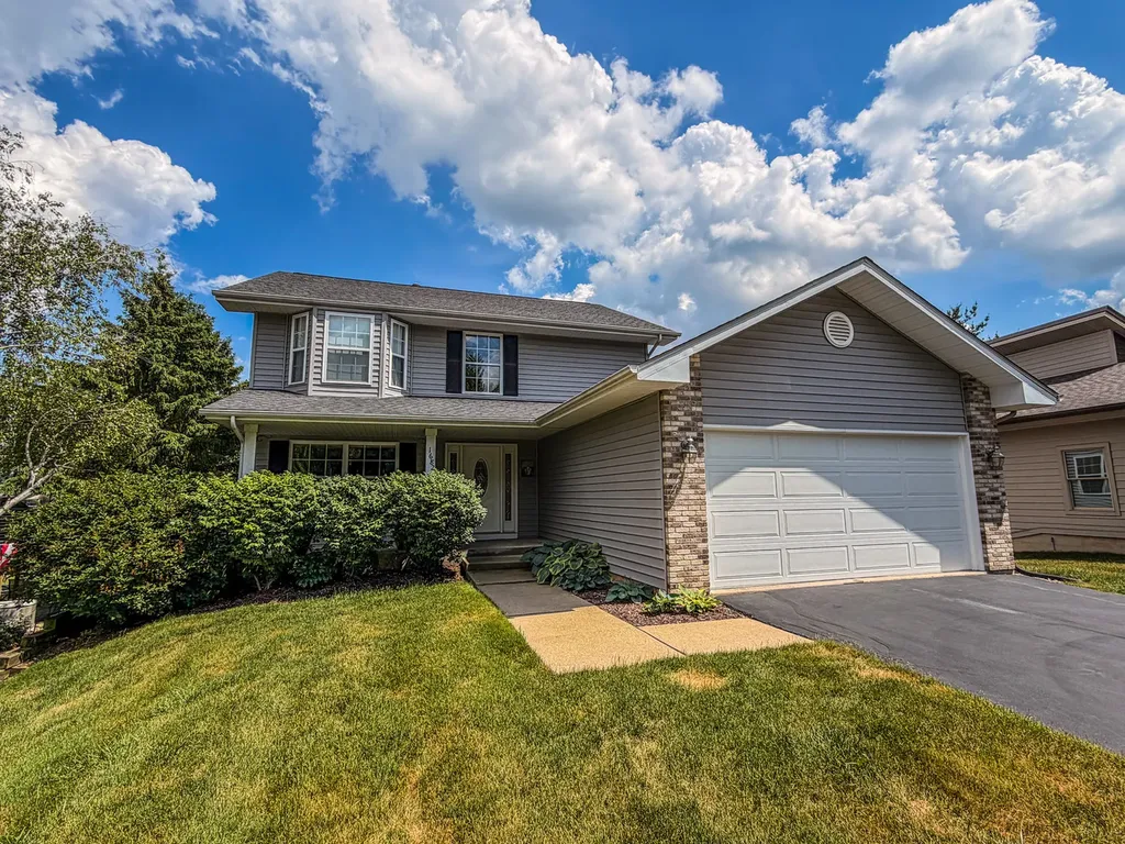 1682 Candlewick Drive SW Poplar Grove IL 61065