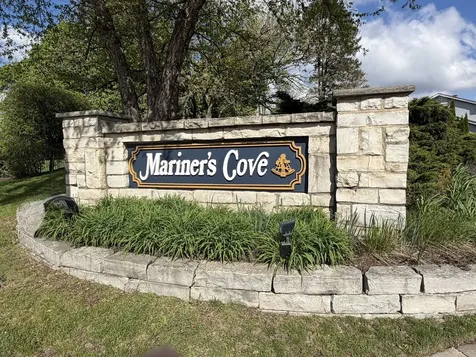 115 Windjammer Lane Third Lake IL 60030