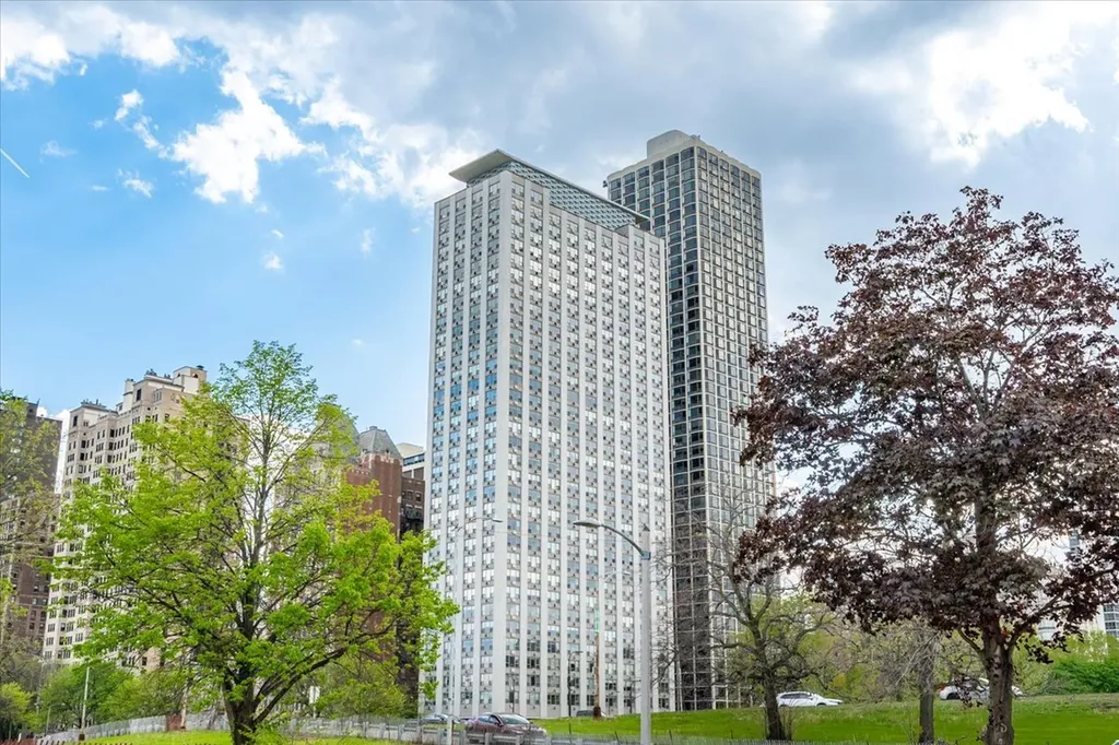 1550 North Lake Shore Drive Chicago IL 60610