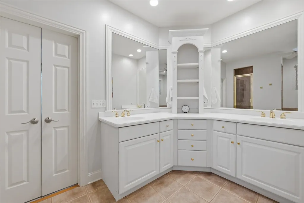 1235 Arborside Drive Aurora IL 60502