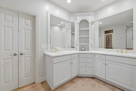 1235 Arborside Drive Aurora IL 60502