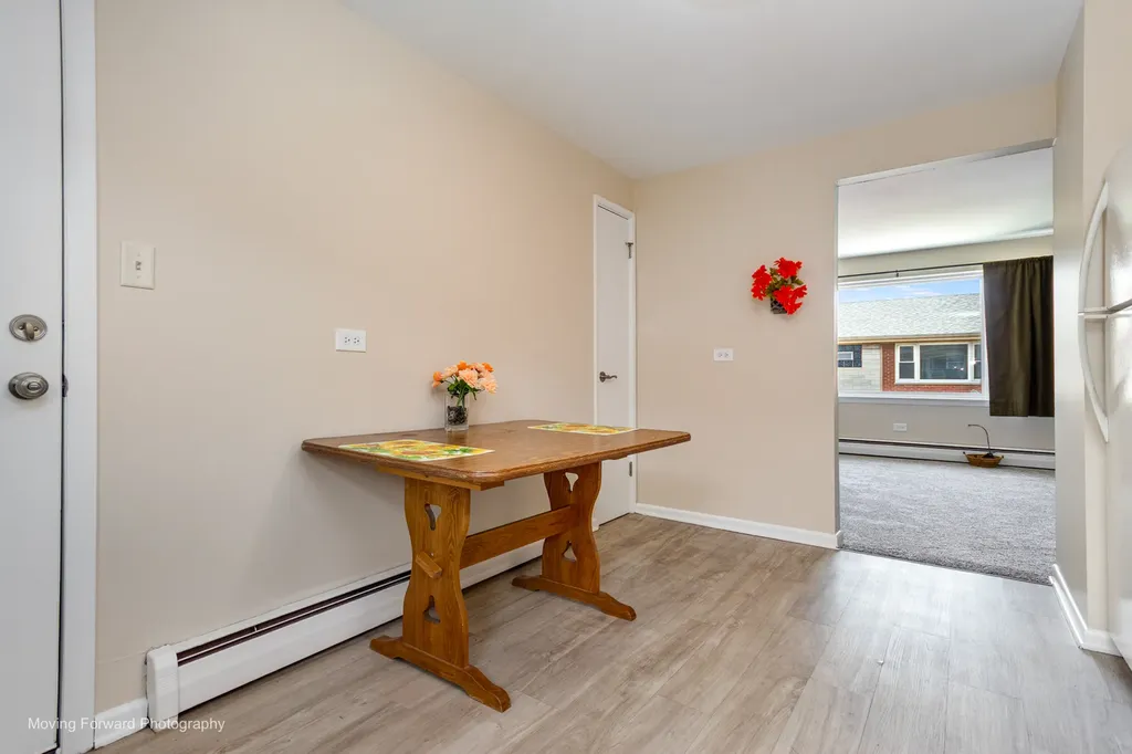 6940 West 65th Street Chicago IL 60638