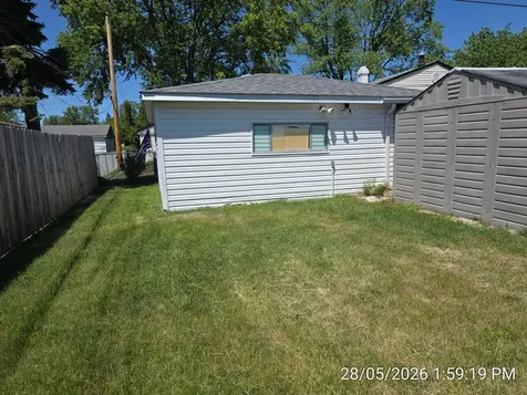 148 Pecos Circle Carpentersville IL 60110