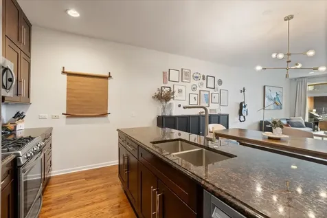 2040 West Belmont Avenue Chicago IL 60618
