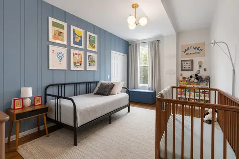 2040 West Belmont Avenue Chicago IL 60618