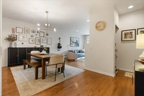 2040 West Belmont Avenue Chicago IL 60618