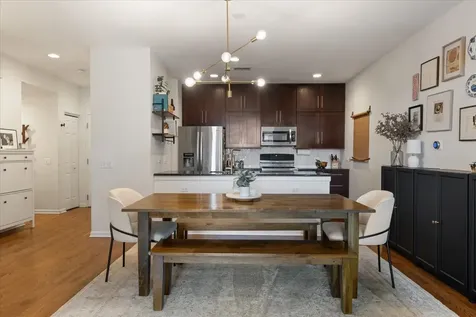 2040 West Belmont Avenue Chicago IL 60618