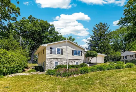 5010 Guilford Road Rockford IL 61107