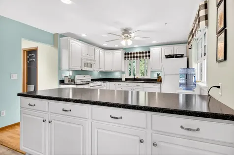 5010 Guilford Road Rockford IL 61107
