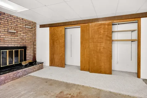 5010 Guilford Road Rockford IL 61107