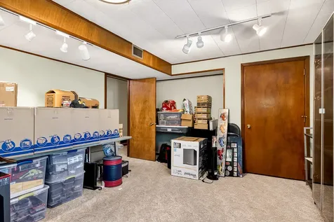 5010 Guilford Road Rockford IL 61107