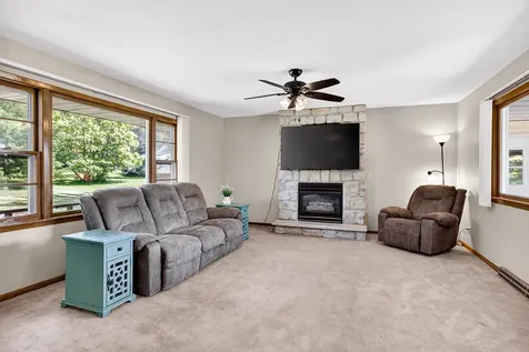5010 Guilford Road Rockford IL 61107
