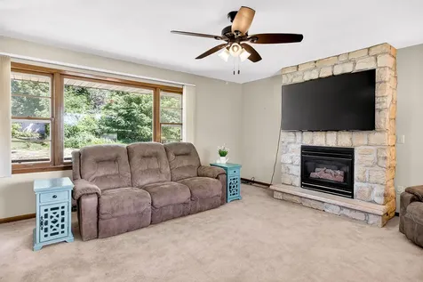 5010 Guilford Road Rockford IL 61107