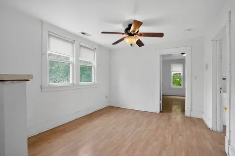 1015 Glenn Drive North Chicago IL 60064