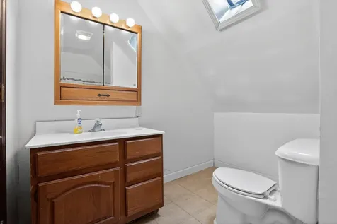 1015 Glenn Drive North Chicago IL 60064