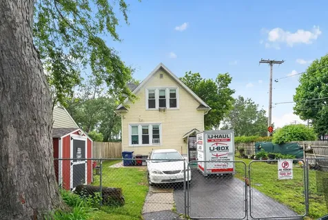 1015 Glenn Drive North Chicago IL 60064