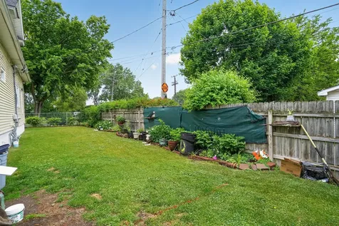1015 Glenn Drive North Chicago IL 60064