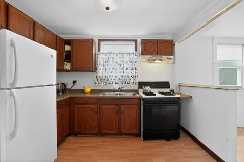 1015 Glenn Drive North Chicago IL 60064