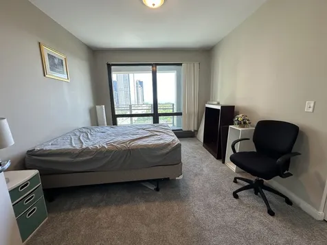 130 North Garland Court Chicago IL 60602