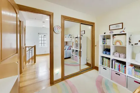 4831 West Winnemac Avenue Chicago IL 60630