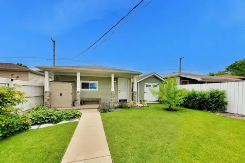 4831 West Winnemac Avenue Chicago IL 60630