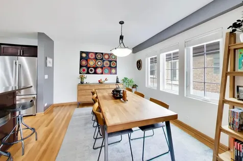 4831 West Winnemac Avenue Chicago IL 60630